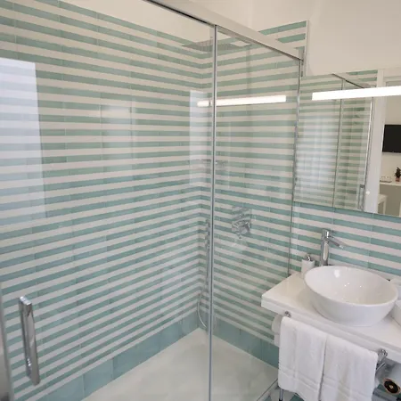 Domus Sole Bed & Breakfast 4*