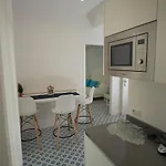 ベッド・アンド・ブレックファスト Domus Sole 4*