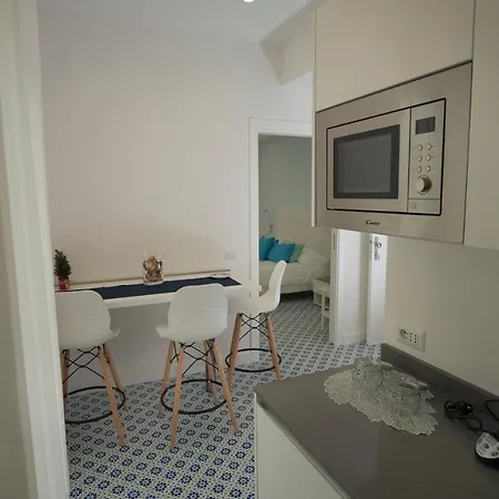 Bed and breakfast Domus Sole 4*