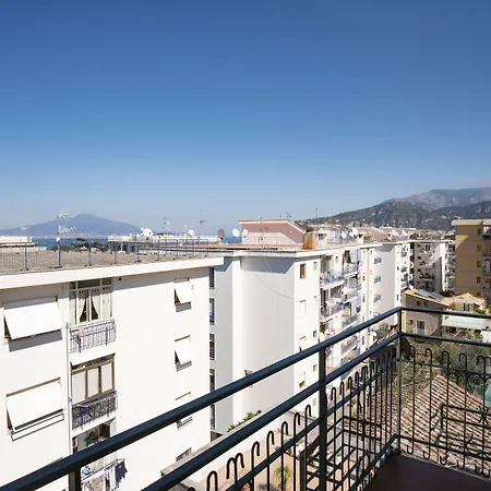 Domus Sole Couette-café 4*