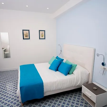 Domus Sole Bed & Breakfast