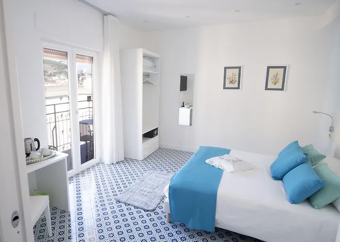 Couette-café Domus Sole 4*